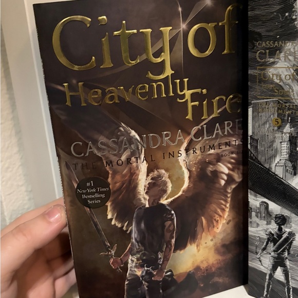 Mortal Instruments 6 Book Set (NEW) - Picture 3 of 5